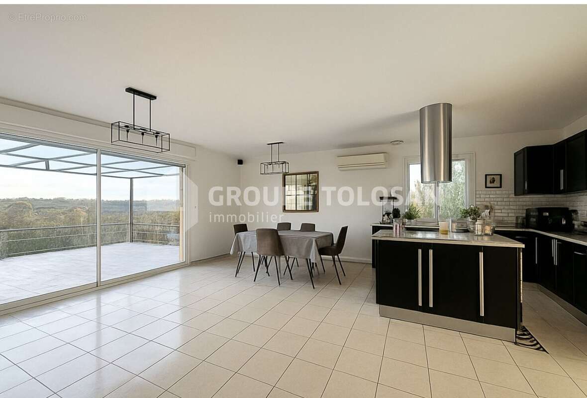 Maison à MONTASTRUC-LA-CONSEILLERE