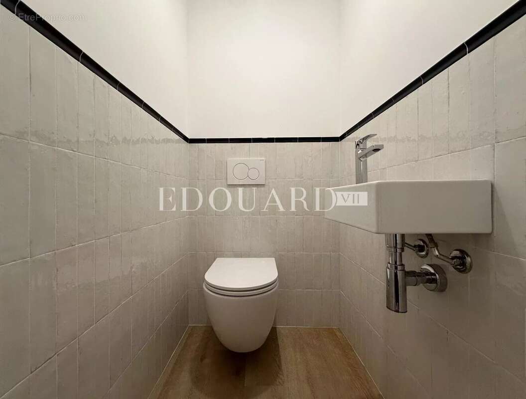 Appartement à ROQUEBRUNE-CAP-MARTIN