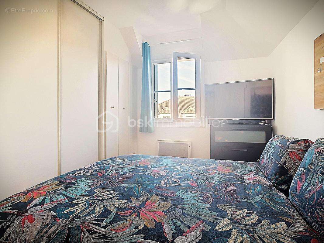 Appartement à BAILLY-ROMAINVILLIERS