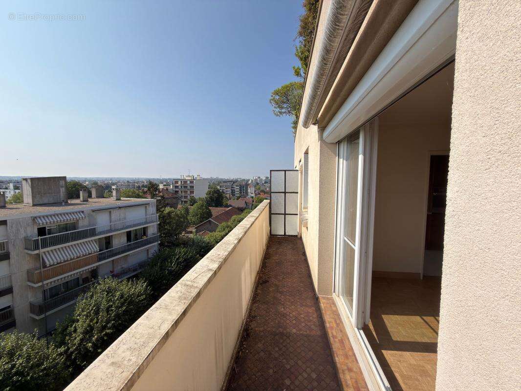 Appartement À Vendre - photo 2