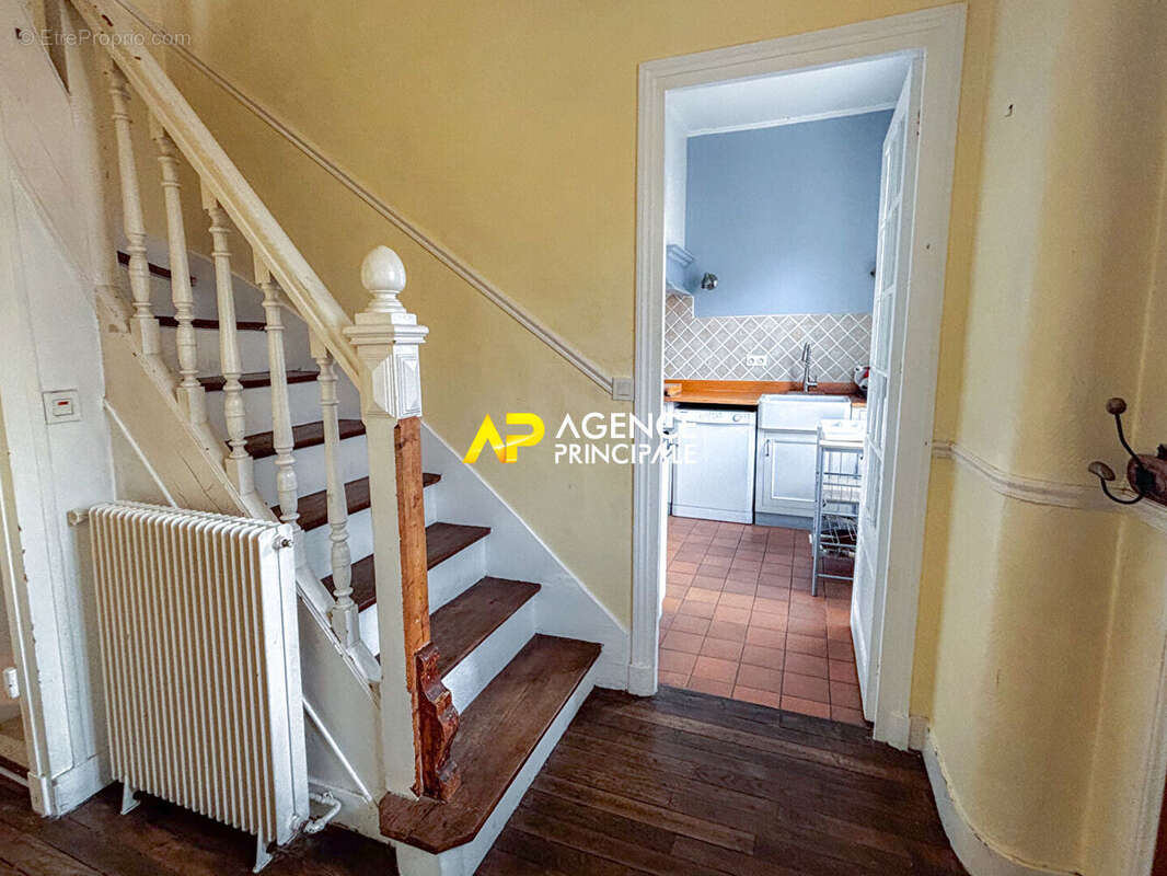 Maison à SARTROUVILLE