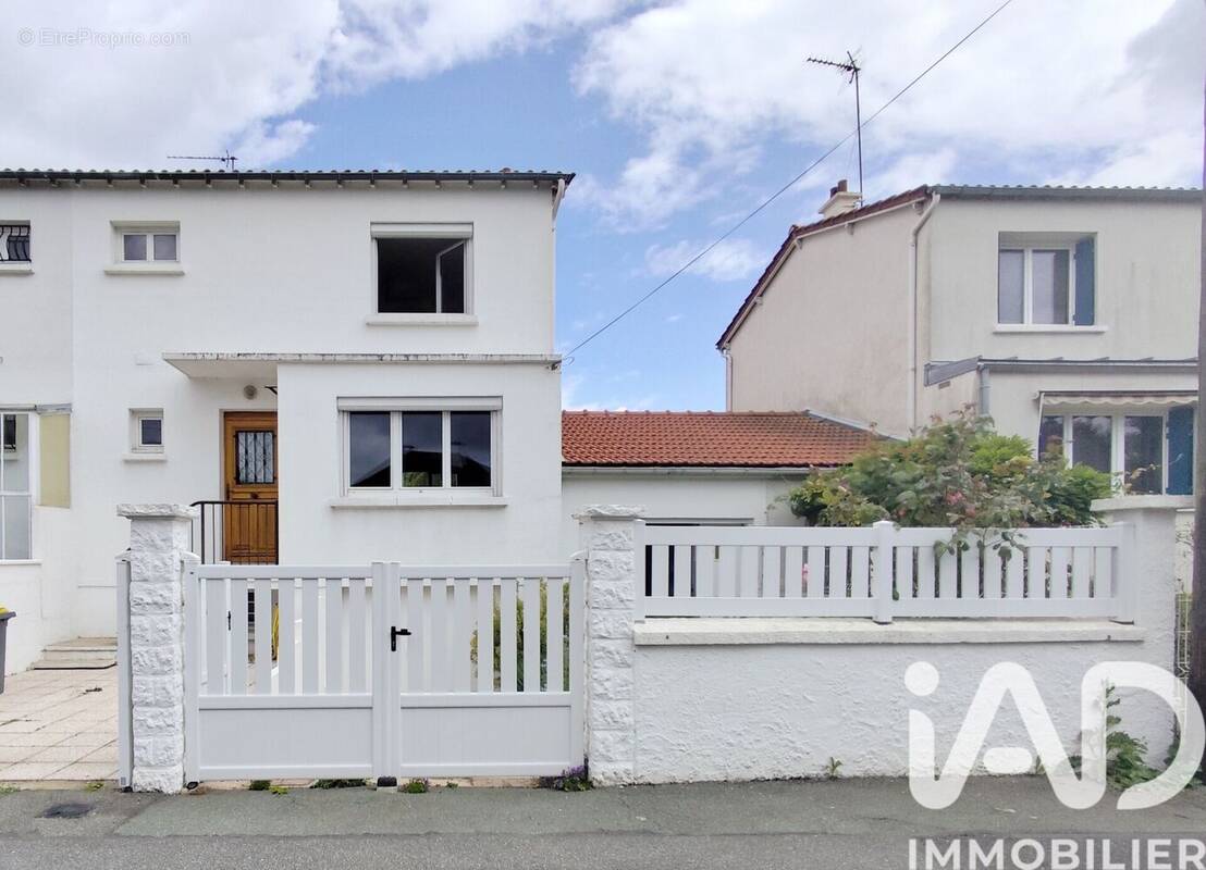 Photo 1 - Maison à LONGJUMEAU