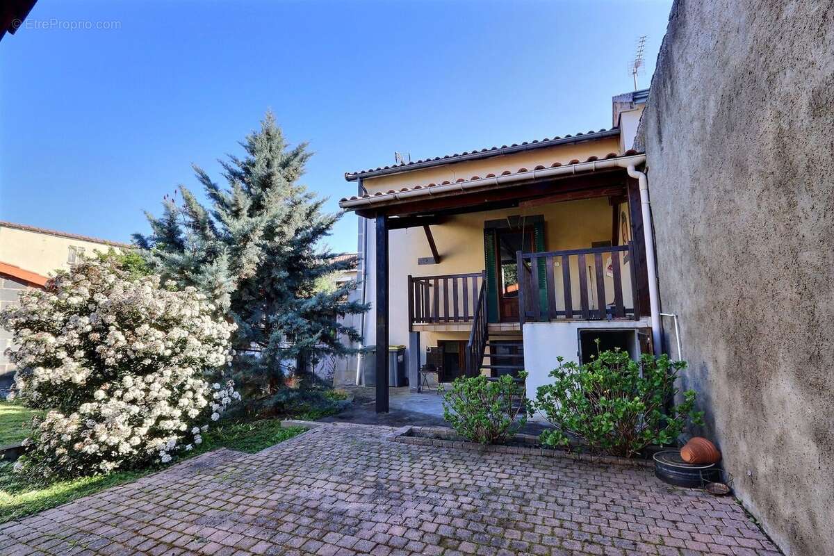 Maison à CLERMONT-FERRAND
