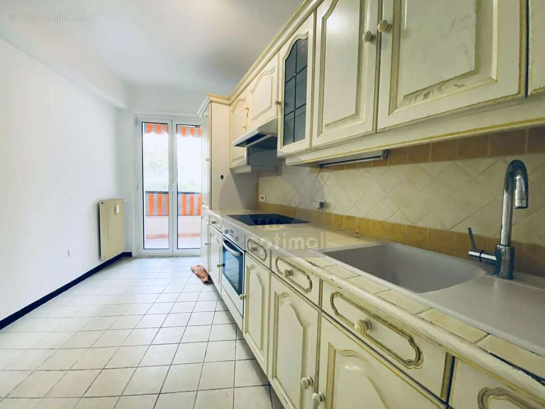Appartement à MENTON