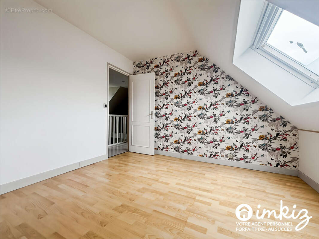 Maison de charme 154 m2 - 7 pièces - 5 chambres - photo 11