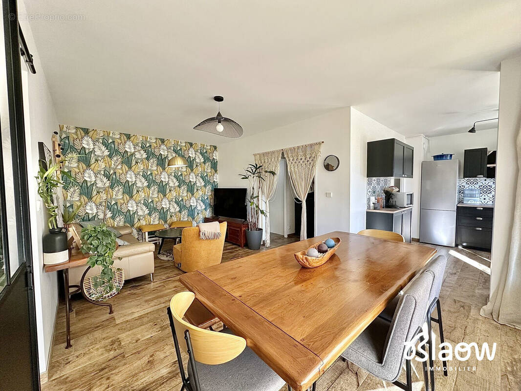 Appartement à DECINES-CHARPIEU