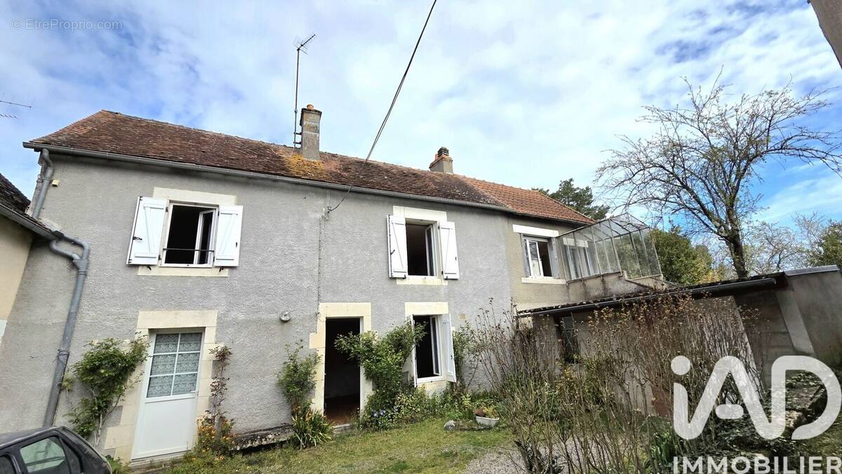 Photo 1 - Maison à LA TRIMOUILLE