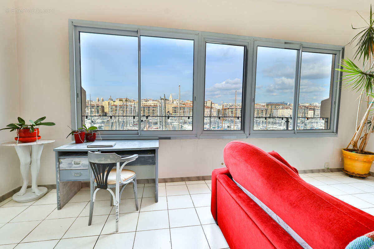 Appartement à MARSEILLE-7E