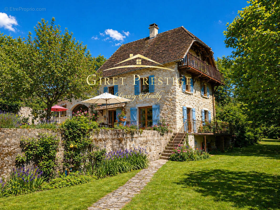 Maison à LHUIS