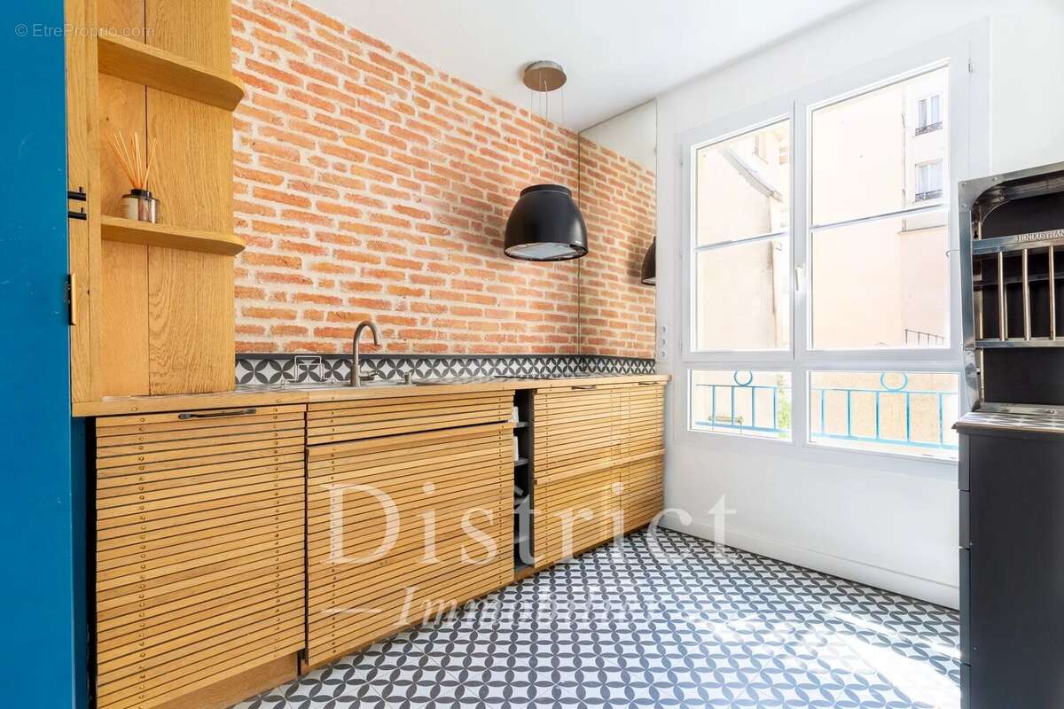 Appartement à PARIS-2E