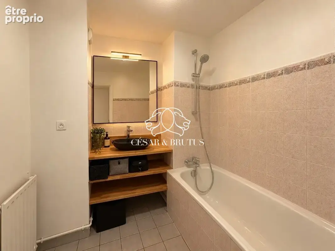 Appartement 3 pièces 74 m² à vendre à Villeurbanne (69100) - photo 7