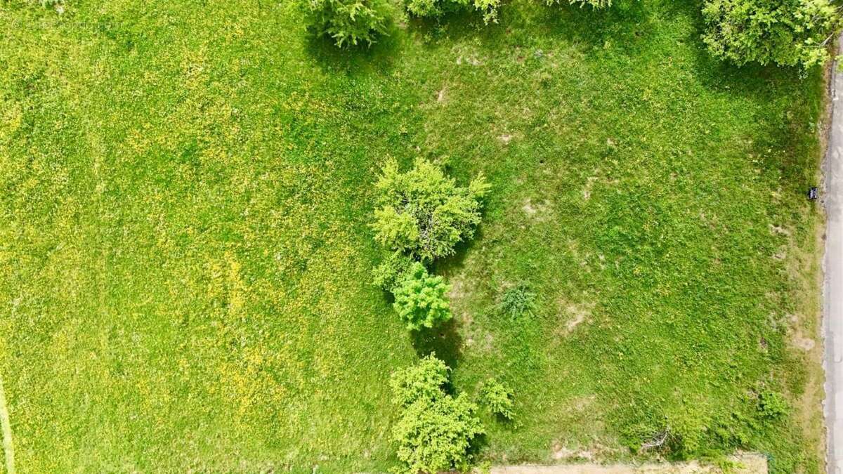 Terrain à NODS