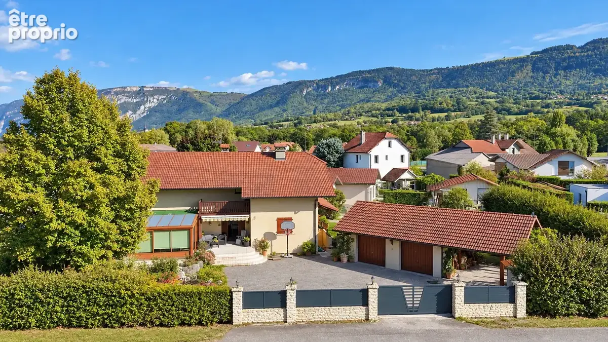Maison à NEYDENS