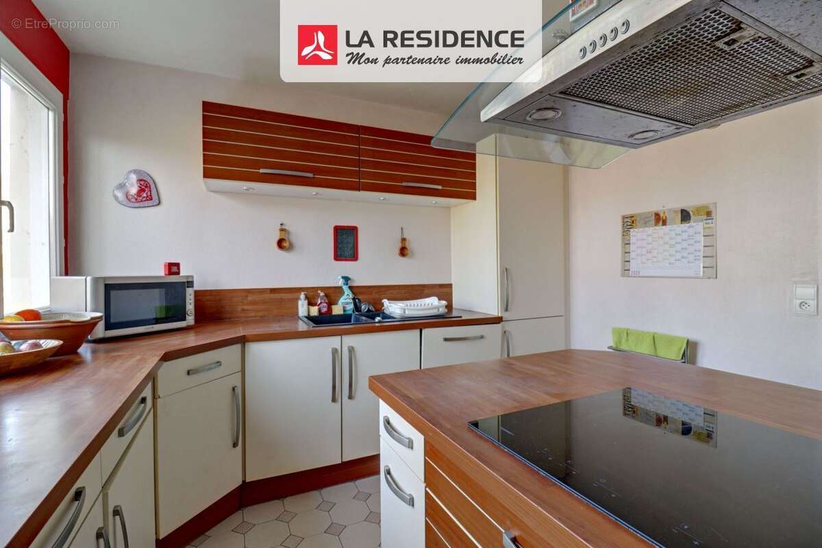 Appartement à VERNEUIL-SUR-SEINE