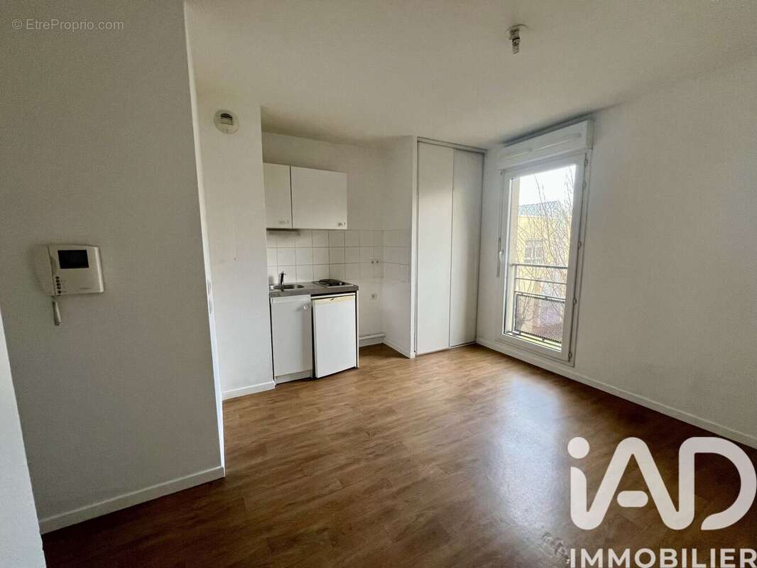 Photo 3 - Appartement à VILLENEUVE-LA-GARENNE