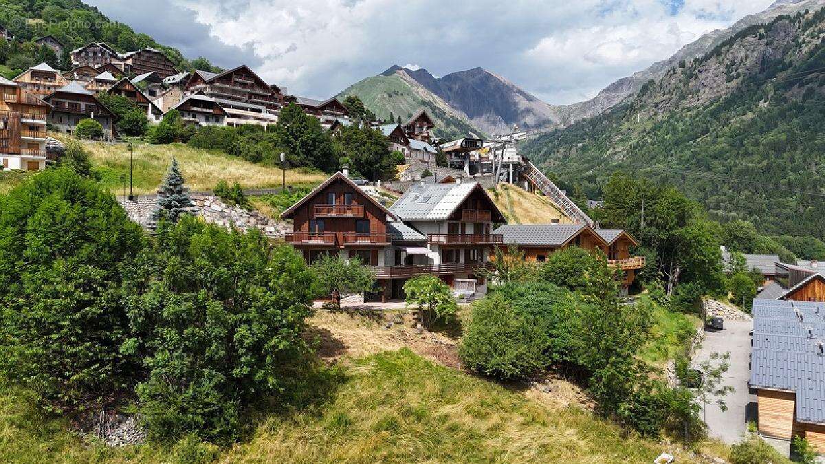 Appartement à VAUJANY