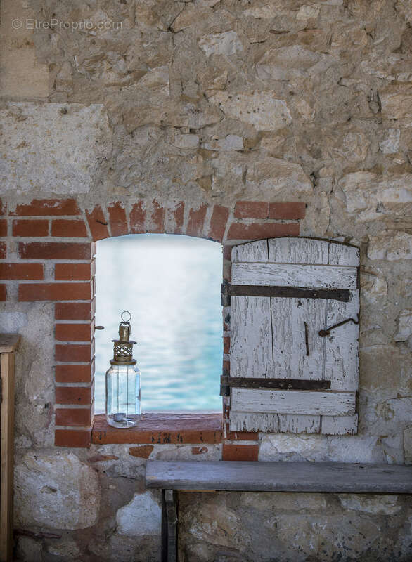 Maison à SAVIGNAC-SUR-LEYZE