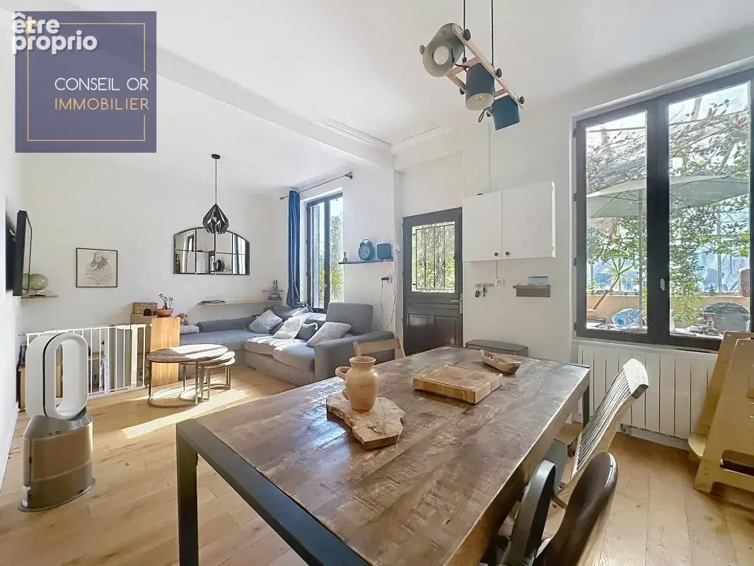 Rare à la vente Maison 3 pièces 54 m² avec terrasse, au calme dans le centre d'Oullins - photo 3