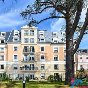 Appartement à AVON