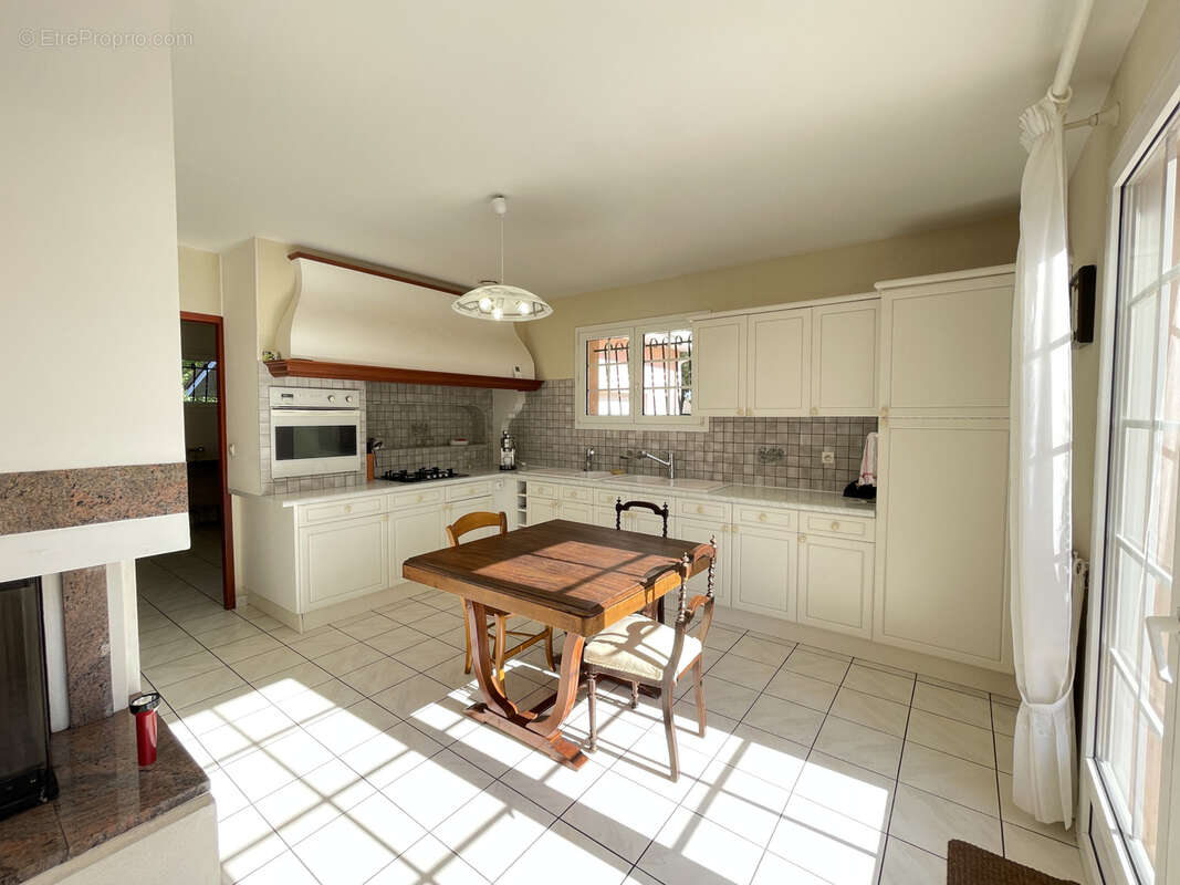 Maison à BELIN-BELIET