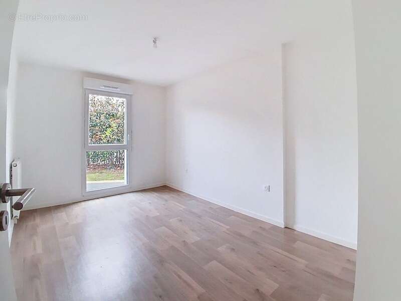 Appartement à SAINT-JACQUES-DE-LA-LANDE