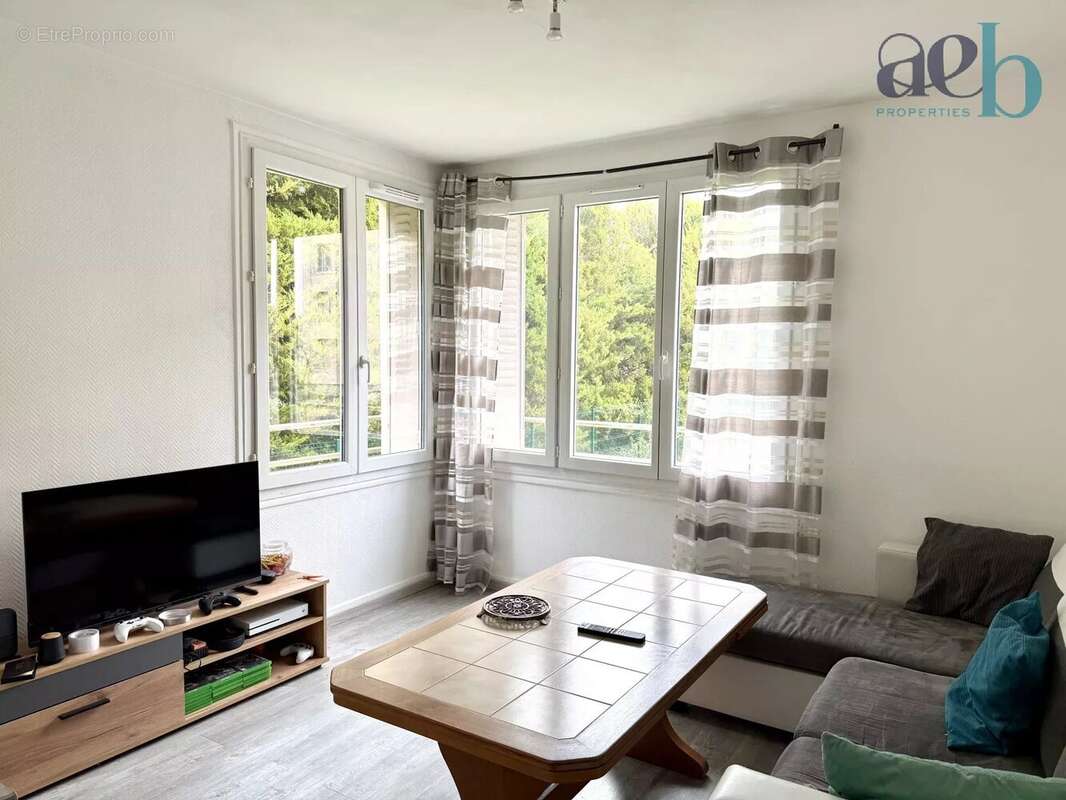 Appartement à SAINT-ANDRE-LES-VERGERS
