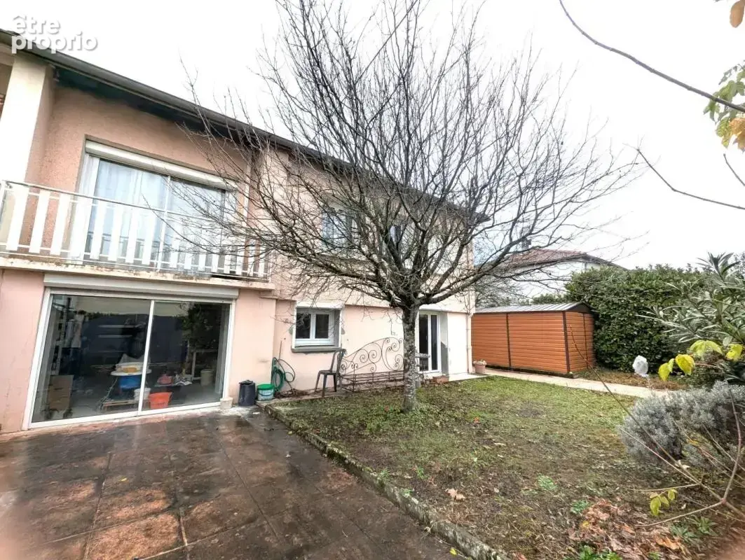 Maison à MEYZIEU