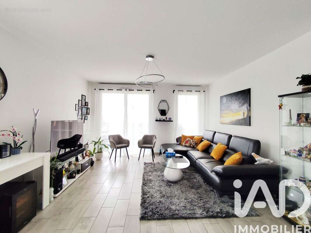 Photo 2 - Appartement à LES ULIS