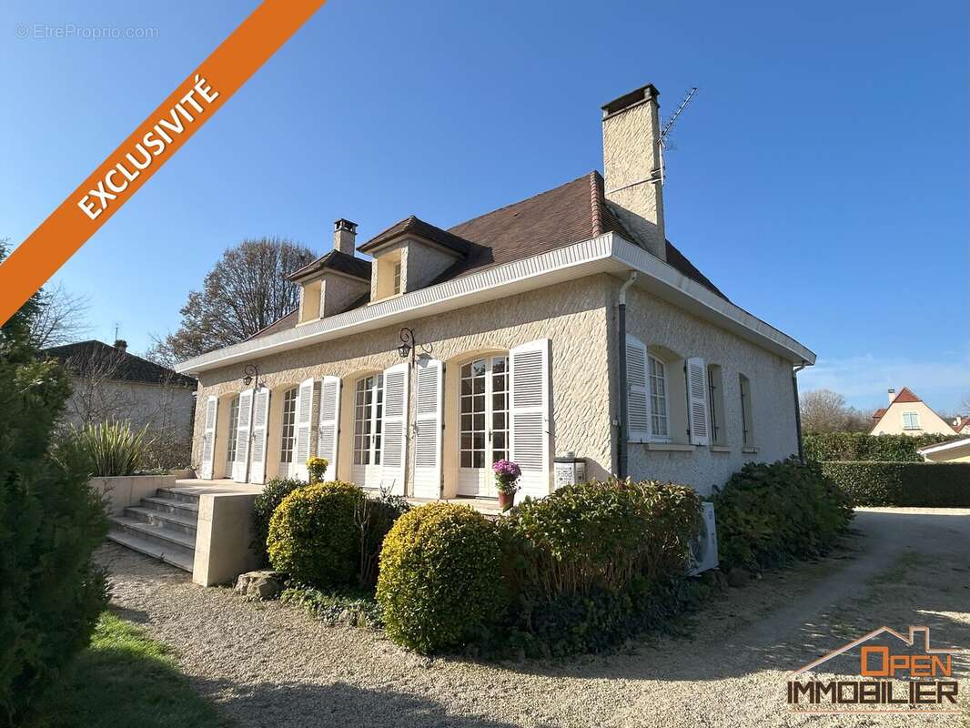 Maison 8 pièces 195 m² à vendre à Saint-Julien-De-Lampon (24370) - photo 113