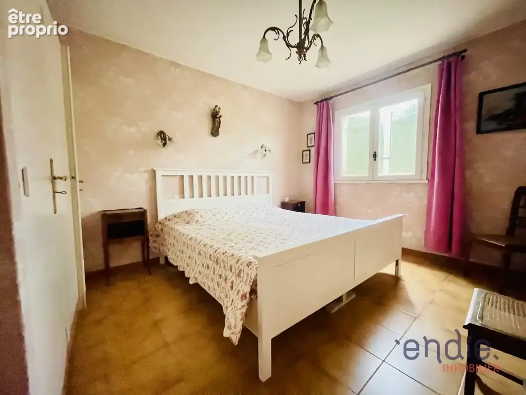 Lorgues villa t6 piscine garage - photo 17