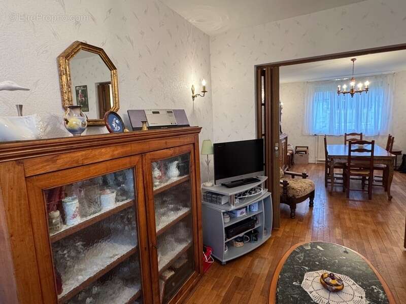 Maison à BIENCOURT-SUR-ORGE