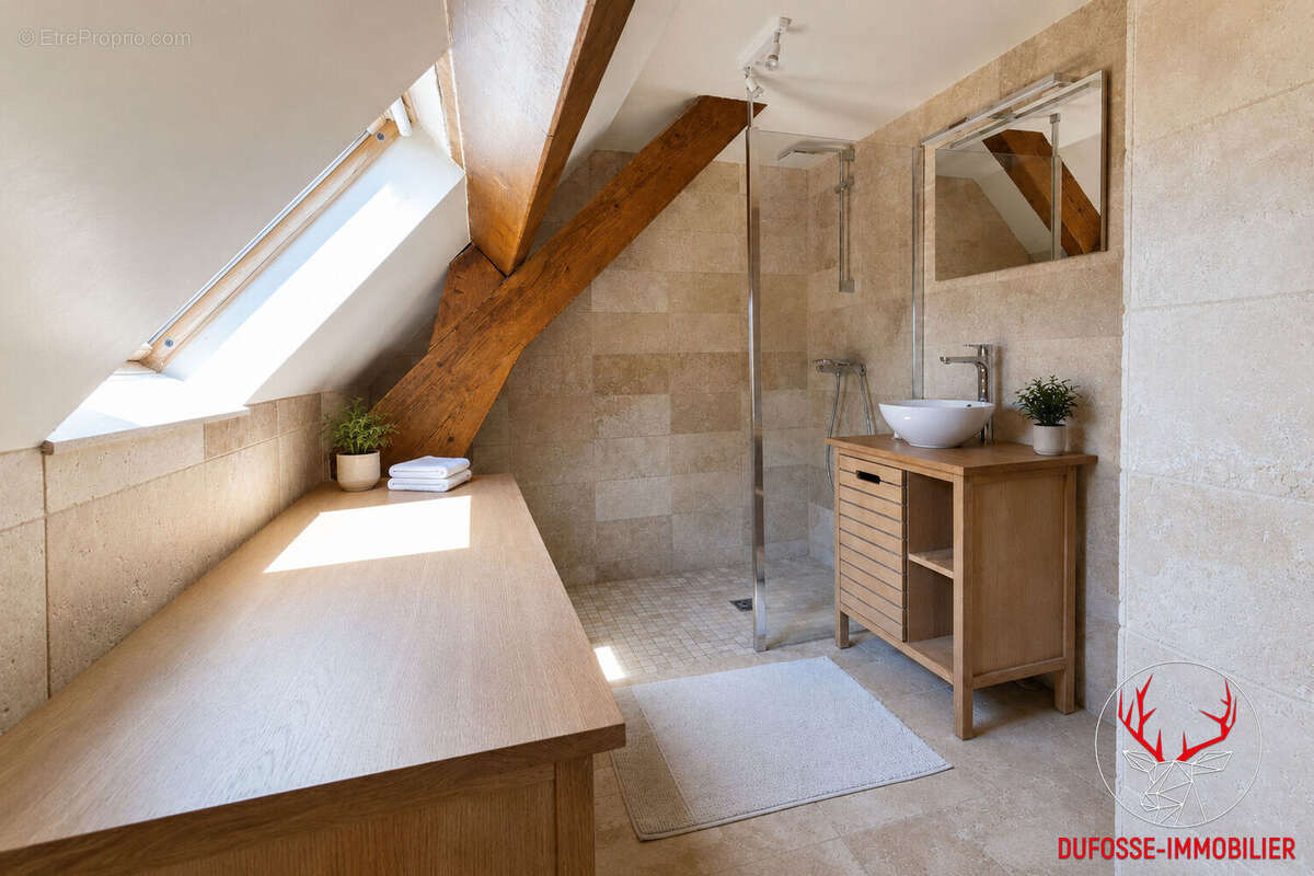 Maison Bressane rénové - 110m² - Etangs - Piscine - Terrain 2Ha - photo 7