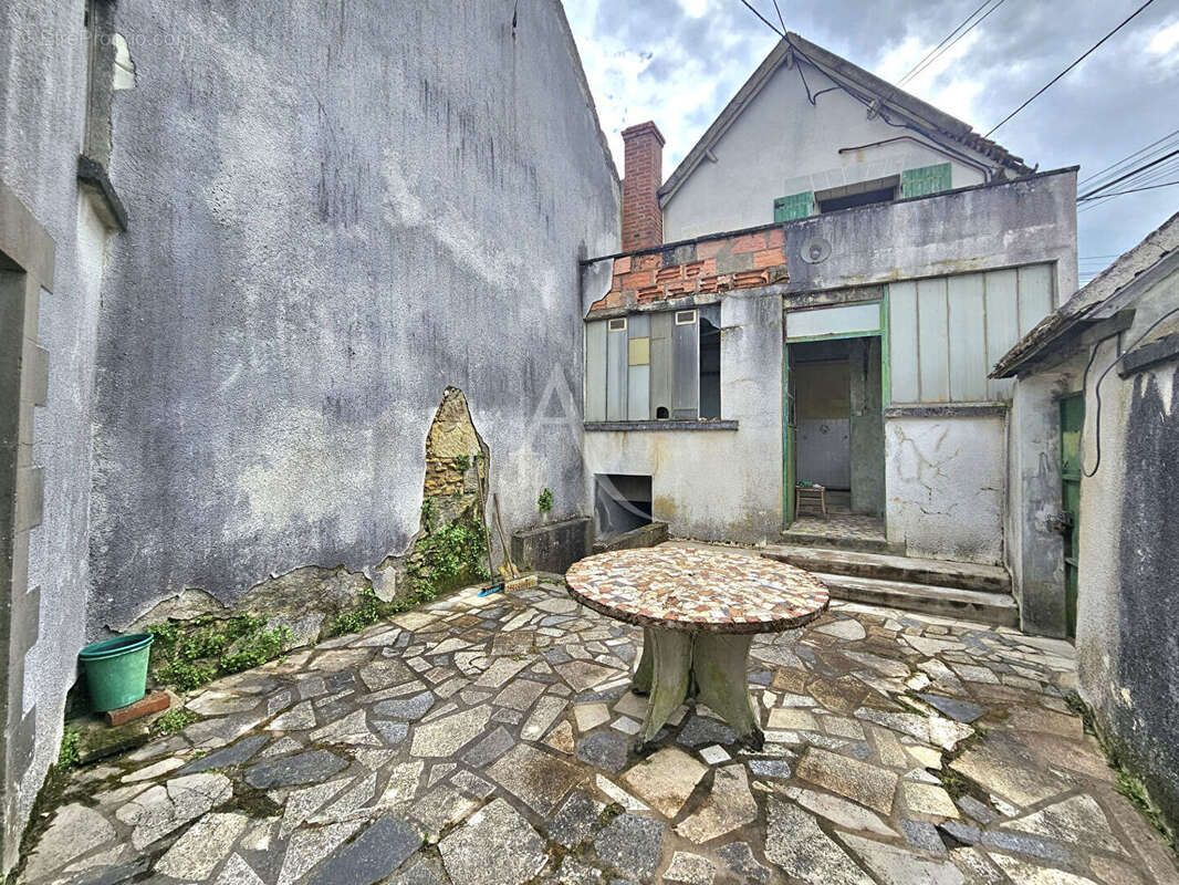 Maison à SAINT-GEORGES-SUR-CHER