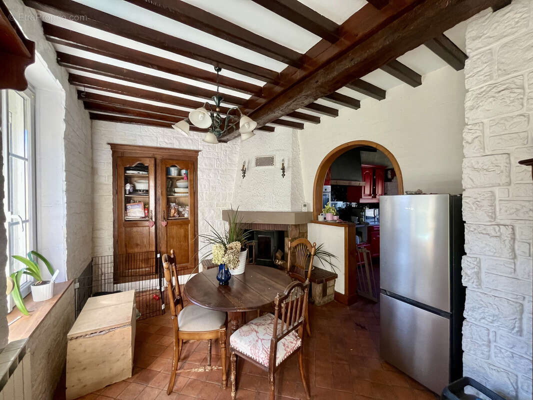 Maison à PORT-EN-BESSIN-HUPPAIN