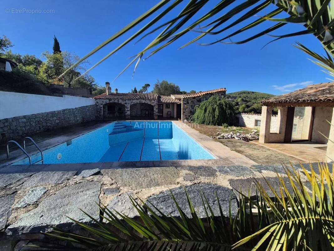 Appartement à DRAGUIGNAN