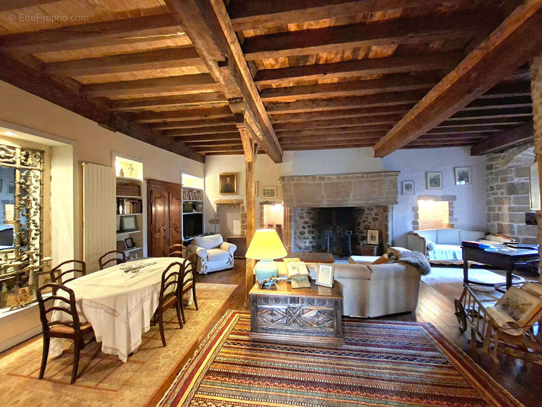 L'Héritage du Vicomte : Investissement d'Exception au Coeur de Beaulieu - photo 12