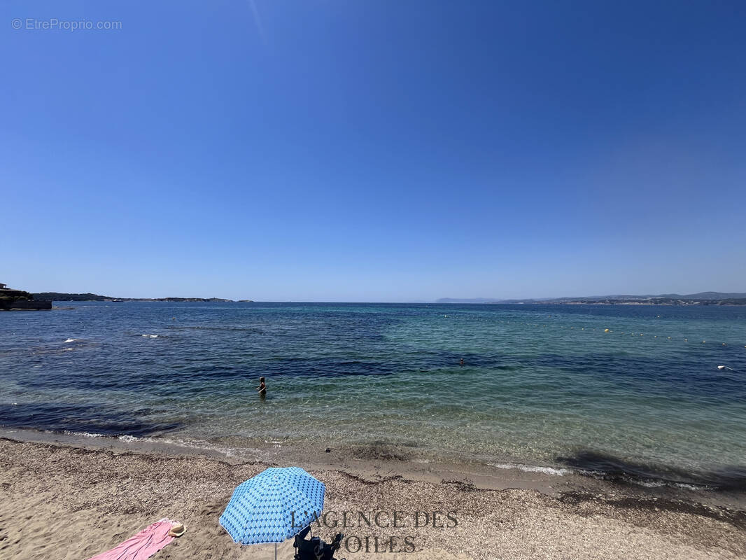 Appartement à SIX-FOURS-LES-PLAGES