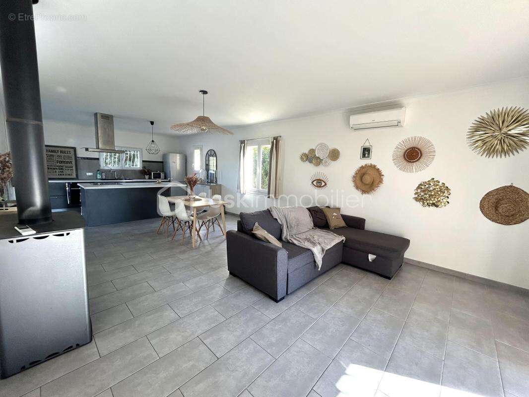 Maison à MARGUERITTES