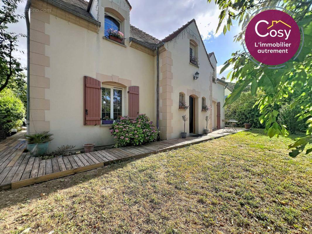 Maison à CIRY-SALSOGNE
