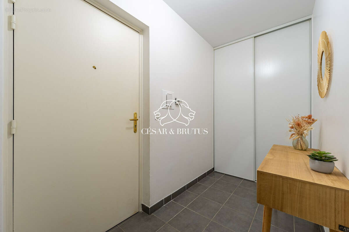 Appartement à TASSIN-LA-DEMI-LUNE