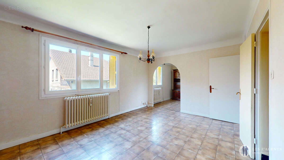 Maison à SAINT-MARTIN-D&#039;HERES