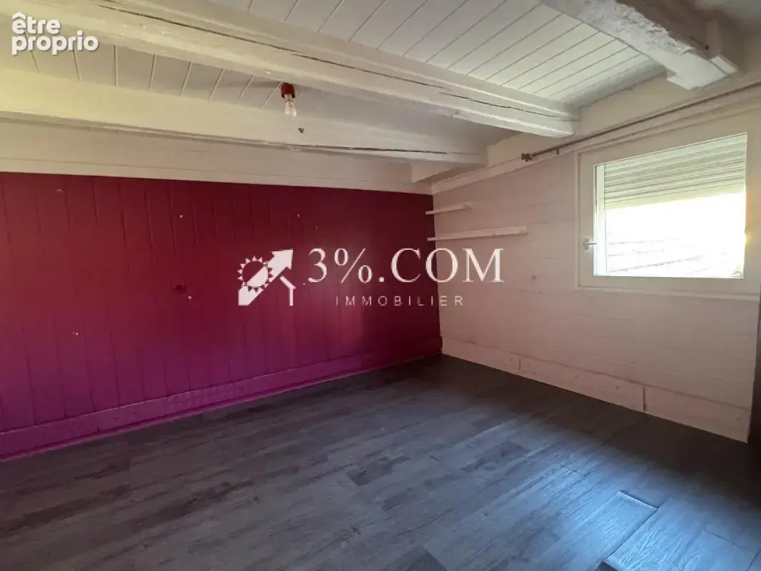3%COM Grande maison avec cour et jardin - photo 8