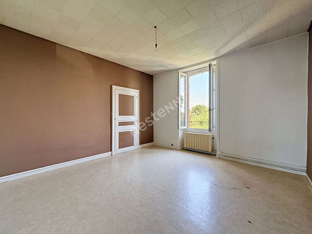 Appartement 2 chambres - Le Pellerin - Cave et parking - photo 2