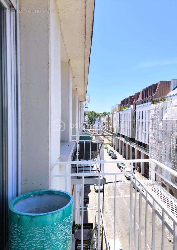 Appartement 63m² - 3 chambres - balcon - cave - Hyper centre Vannes - photo 8
