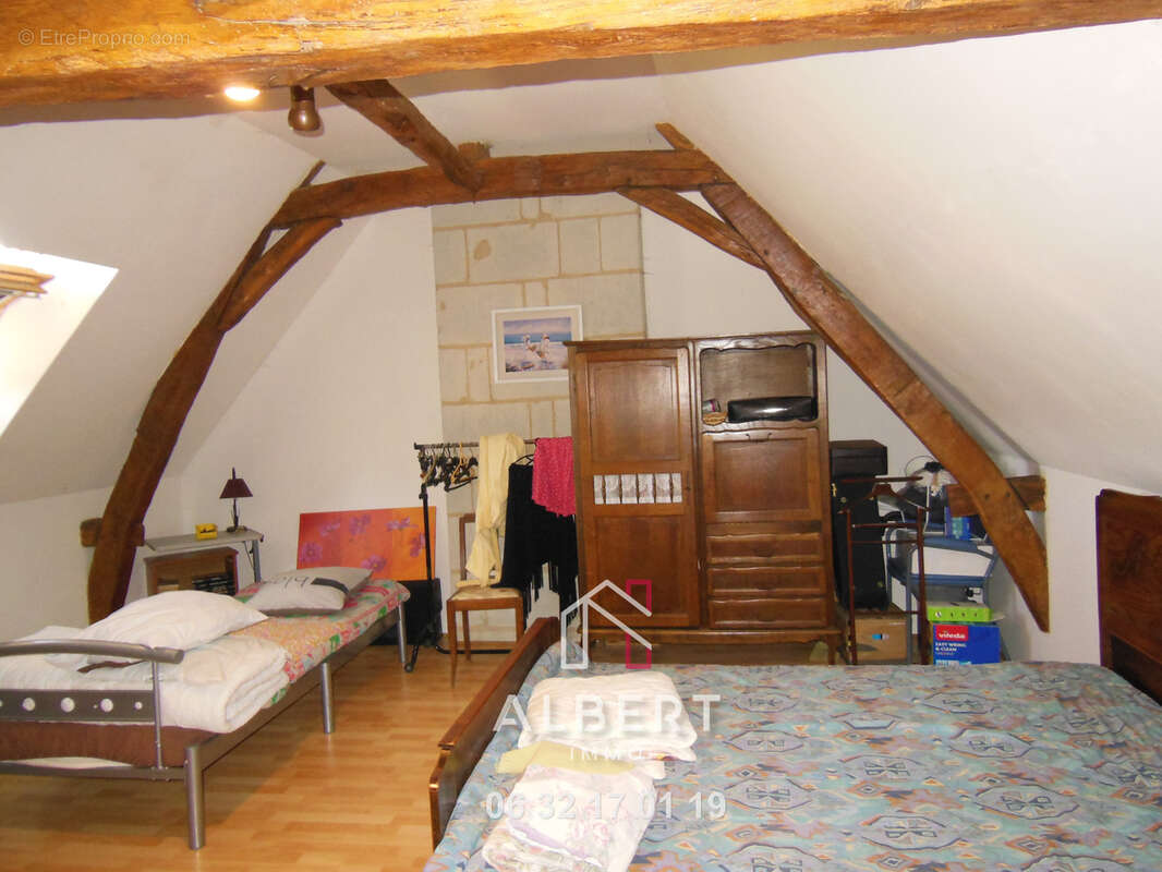 Maison ancienne avec dependances - photo 6