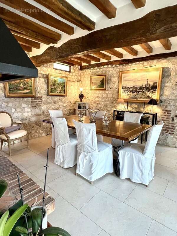 Maison à QUEVILLON
