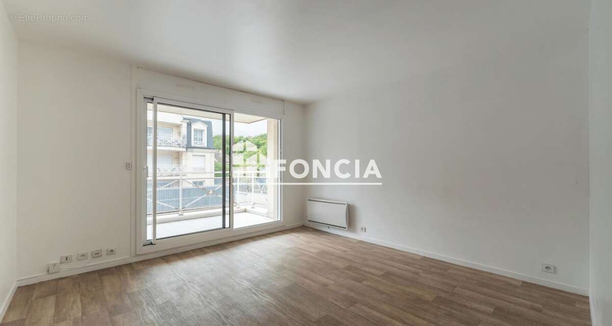 Appartement à NOGENT-SUR-MARNE