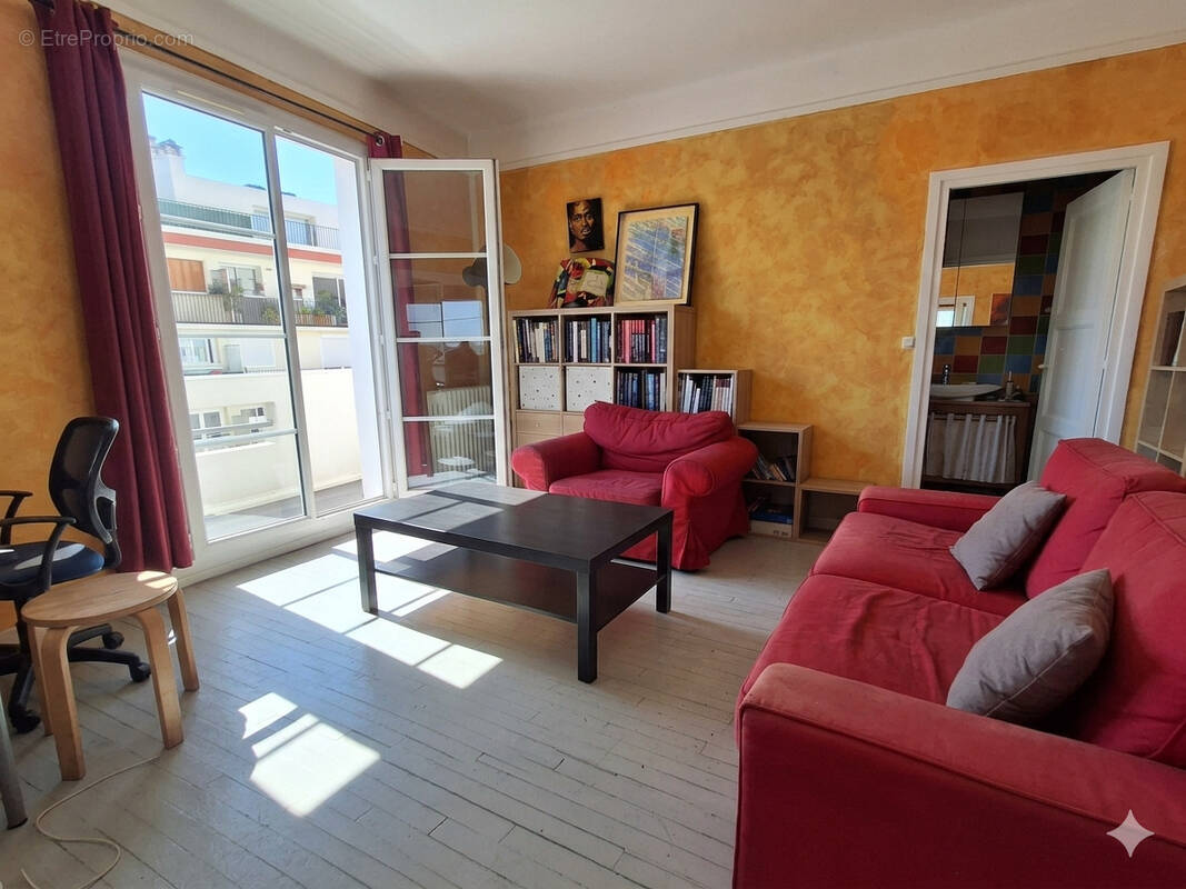 Appartement à MONTROUGE