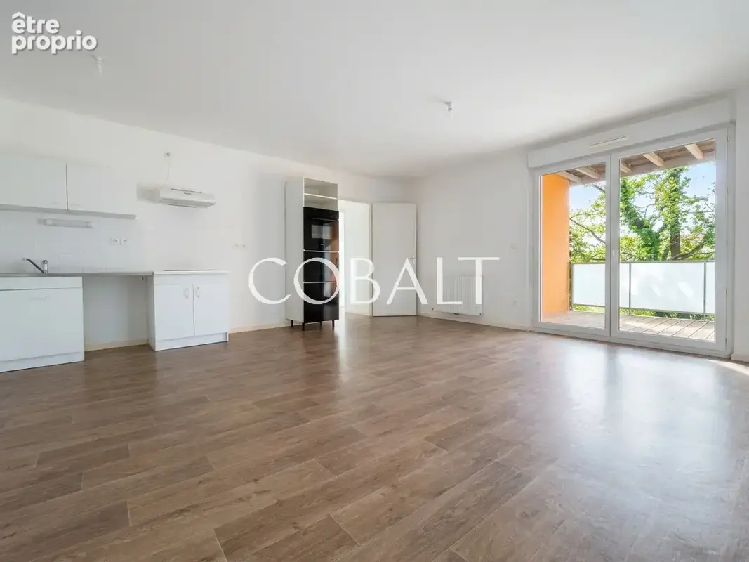 Investissement patrimonial sécurisé   appartement loué 682 € hc avec balcon   bail juillet 2028 - photo 2