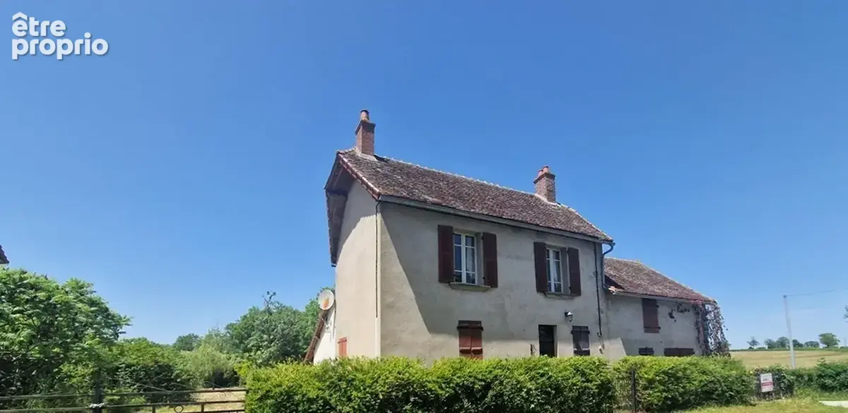 Photo Maison à Saint-Pourcain-Sur-Sioule au prix de 116 000€